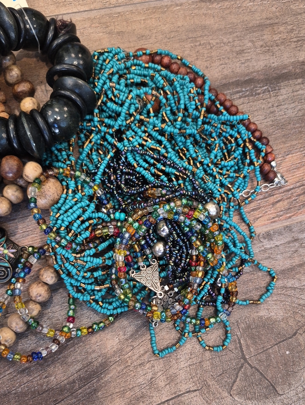 Broken Bohemian Beauties, Craft Jewelry, 1 Pound 2.6 Ounces - Picture 4 of 10